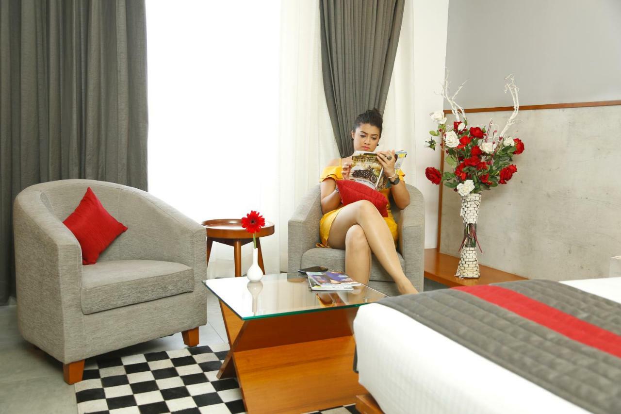 Hotel Shivas Gateway à Devanahalli Extérieur photo