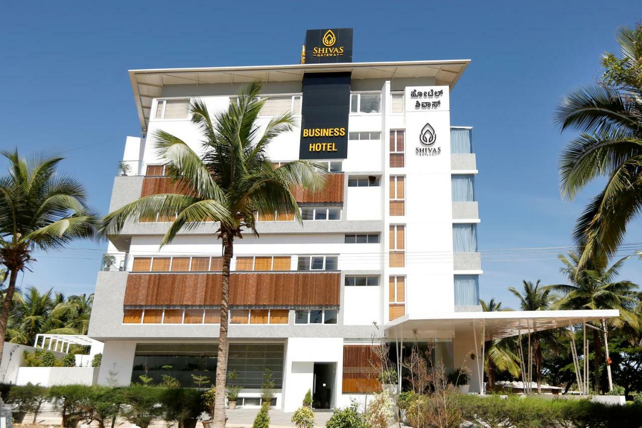 Hotel Shivas Gateway à Devanahalli Extérieur photo