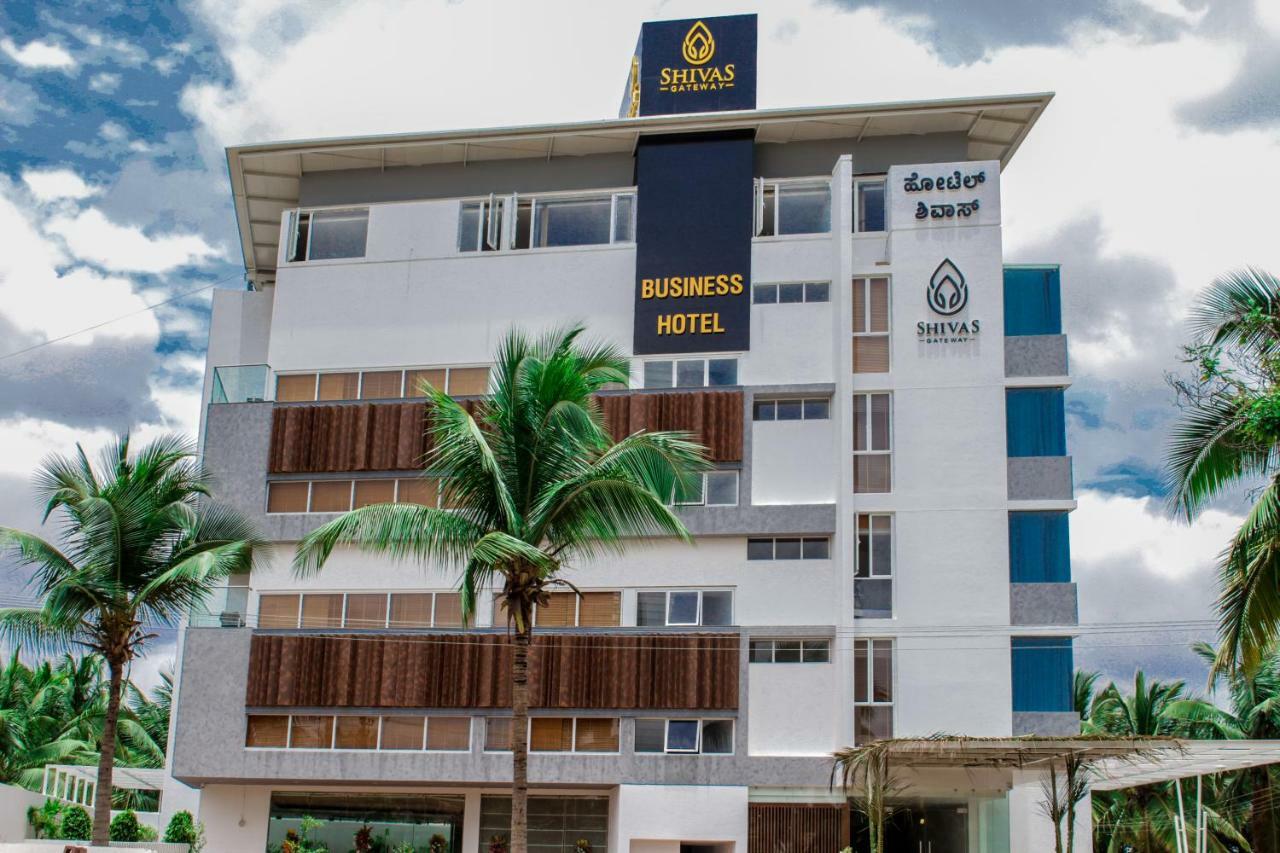 Hotel Shivas Gateway à Devanahalli Extérieur photo