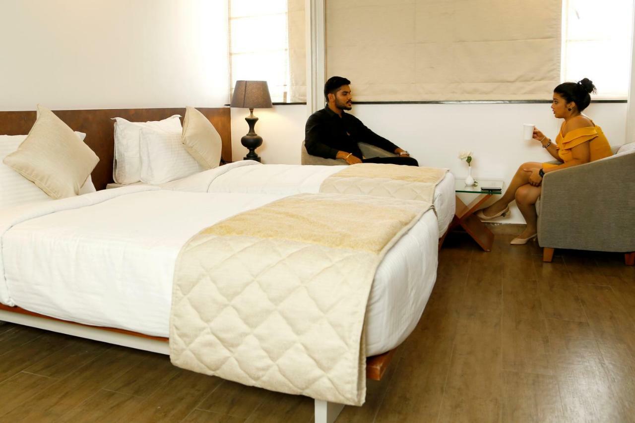 Hotel Shivas Gateway à Devanahalli Extérieur photo