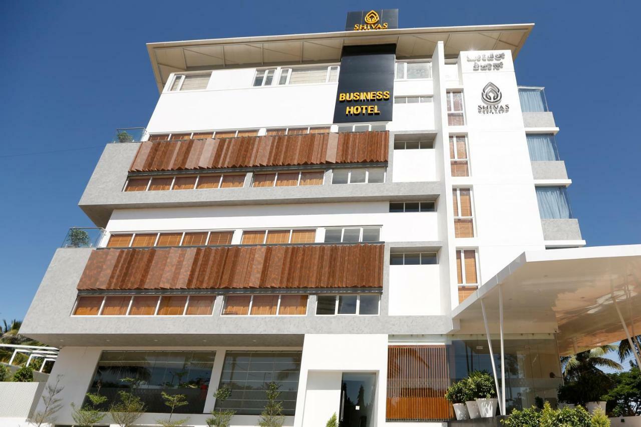 Hotel Shivas Gateway à Devanahalli Extérieur photo