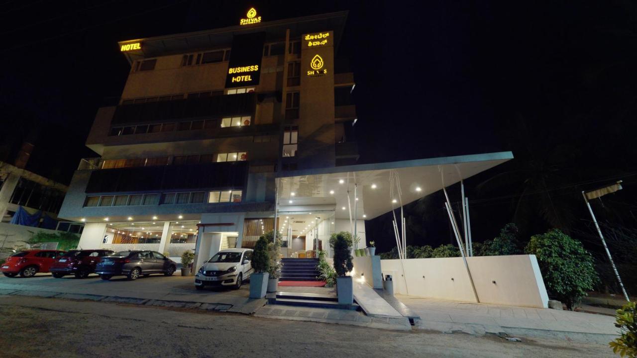 Hotel Shivas Gateway à Devanahalli Extérieur photo