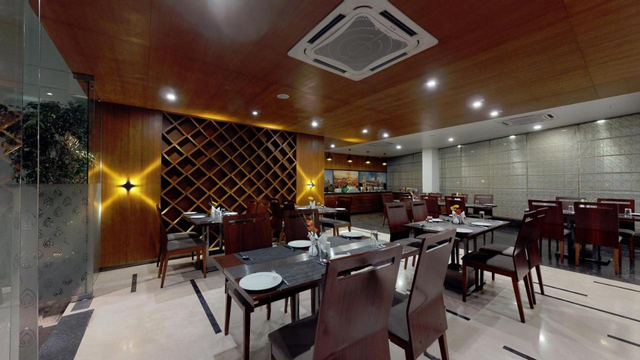 Hotel Shivas Gateway à Devanahalli Extérieur photo